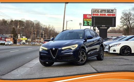 2018 Alfa Romeo Stelvio Sport