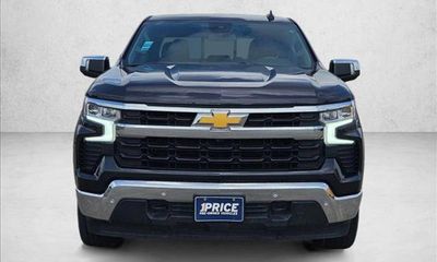 2024 Chevrolet Silverado LT