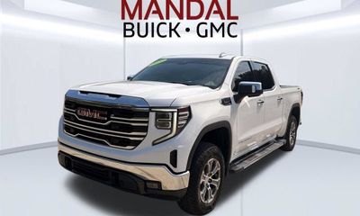 2022 GMC Sierra SLT