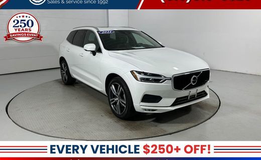 2021 Volvo XC60 Momentum