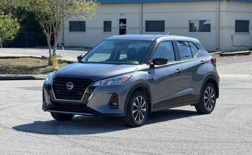 2024 Nissan Kicks S