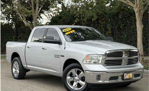 2017 Ram 1500 SLT