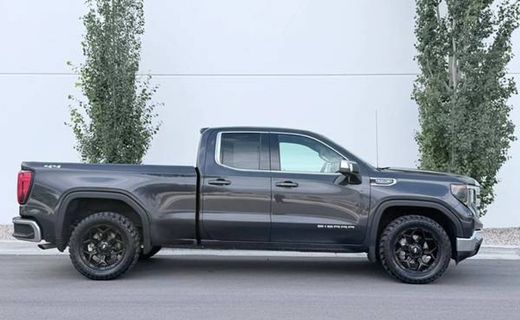 2024 GMC Sierra SLE
