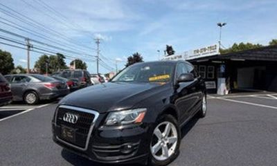 2010 Audi Q5 Premium Plus