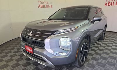 2024 Mitsubishi Outlander SE Black Edition