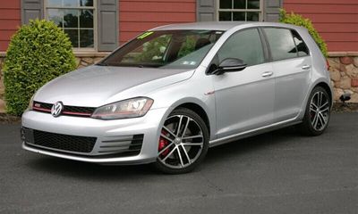 2017 Volkswagen Golf GTI S Sport SE