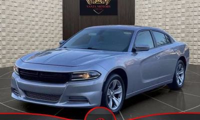 2016 Dodge Charger SXT