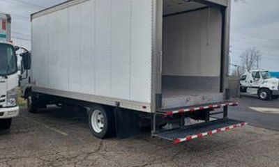 2016 Isuzu NPR-HD