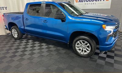 2022 Chevrolet Silverado RST