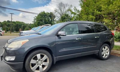 2010 Chevrolet Traverse LTZ
