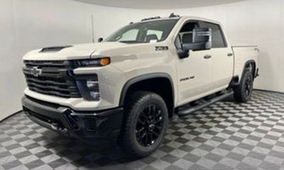 2026 Chevrolet Silverado HD Custom