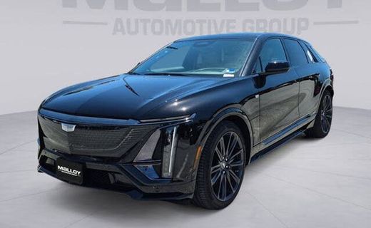 2026 Cadillac Lyriq V Premium