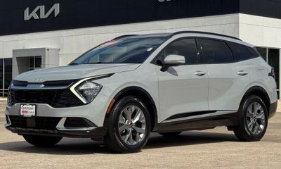 2023 Kia Sportage SX