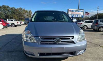 2010 Kia Sedona Base
