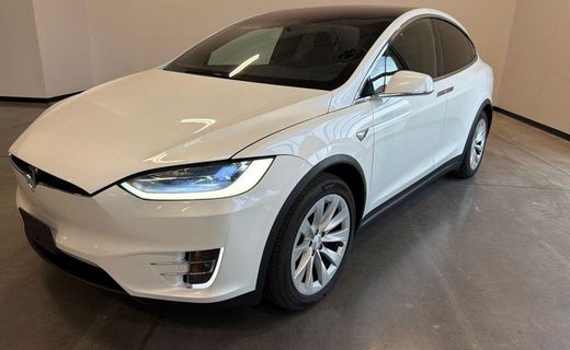 2020 Tesla Model X Long Range