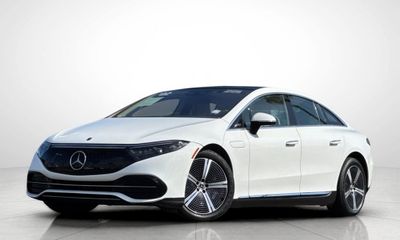 2022 Mercedes-Benz EQS-Class Sedan EQS