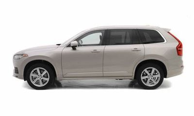 2023 Volvo XC90 Core Bright Theme