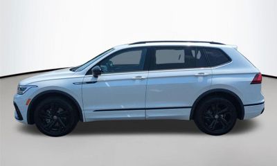 2024 Volkswagen Tiguan 4Motion SE R