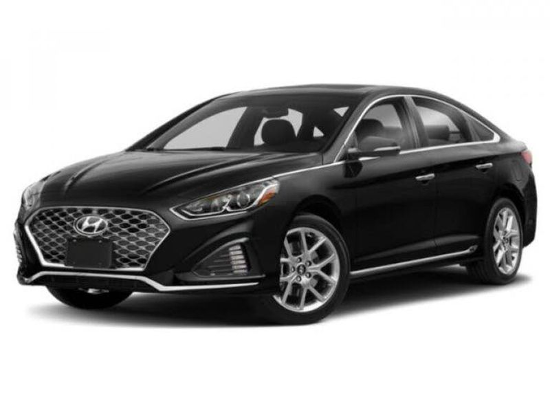 2018 Hyundai Sonata — a typically priced live listing