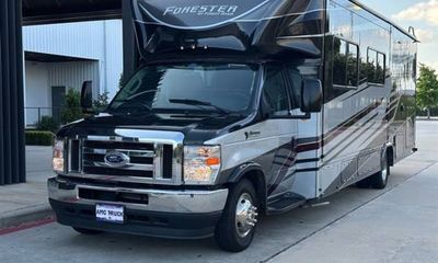2021 Ford E-450 Forest River Forester