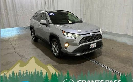 2019 Toyota RAV4 LTD HV Canada