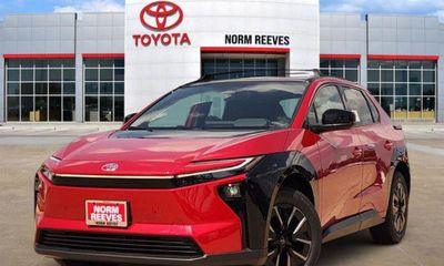 2026 Toyota BZ XLE Plus