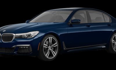 2019 BMW 740I