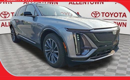 2025 Cadillac Lyriq Sport 1