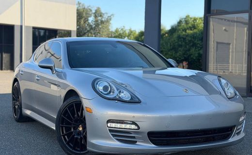 2013 Porsche Panamera
