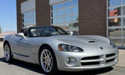 2003 Dodge Viper SRT10 Roadster