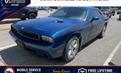 2010 Dodge Challenger Base