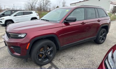 2023 Jeep Grand Cherokee
