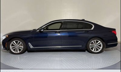 2018 BMW 750I