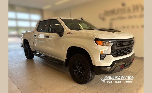2025 Chevrolet Silverado Trail Boss Custom