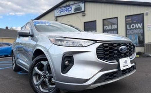 2024 Ford Escape ST Line Elite