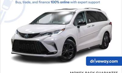 2024 Toyota Sienna XSE