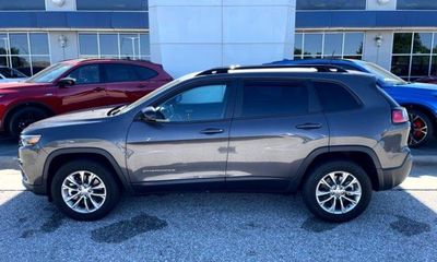 2022 Jeep Cherokee Latitude LUX