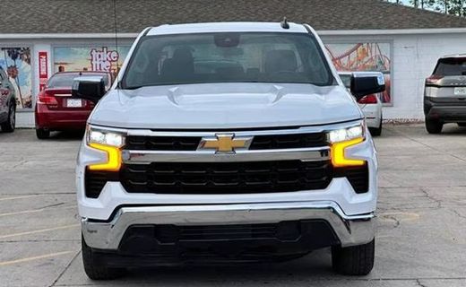 2024 Chevrolet Silverado LT