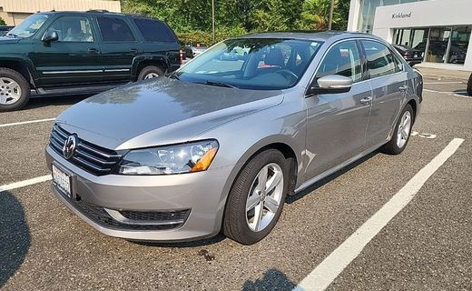 2013 Volkswagen Passat SE