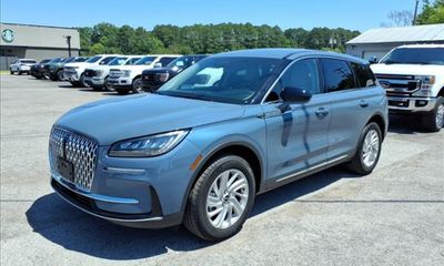 2025 Lincoln Corsair Premiere
