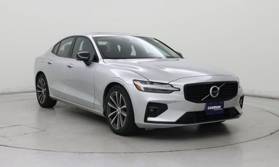 2022 Volvo S60 Inscription Expression XC60