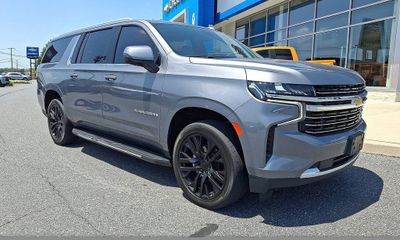 2021 Chevrolet Suburban LT