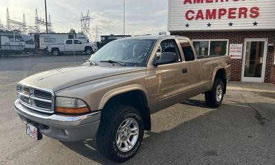 2004 Dodge Dakota SLT