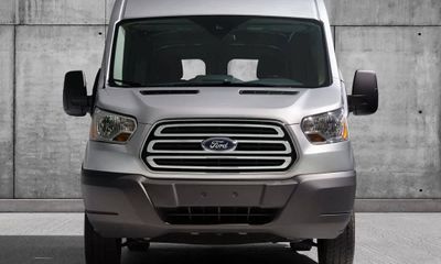 2019 Ford Transit 150 LOW Roof