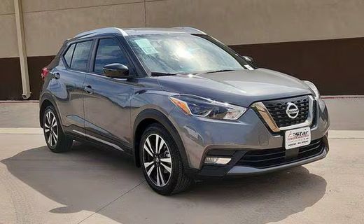 2020 Nissan Kicks SR