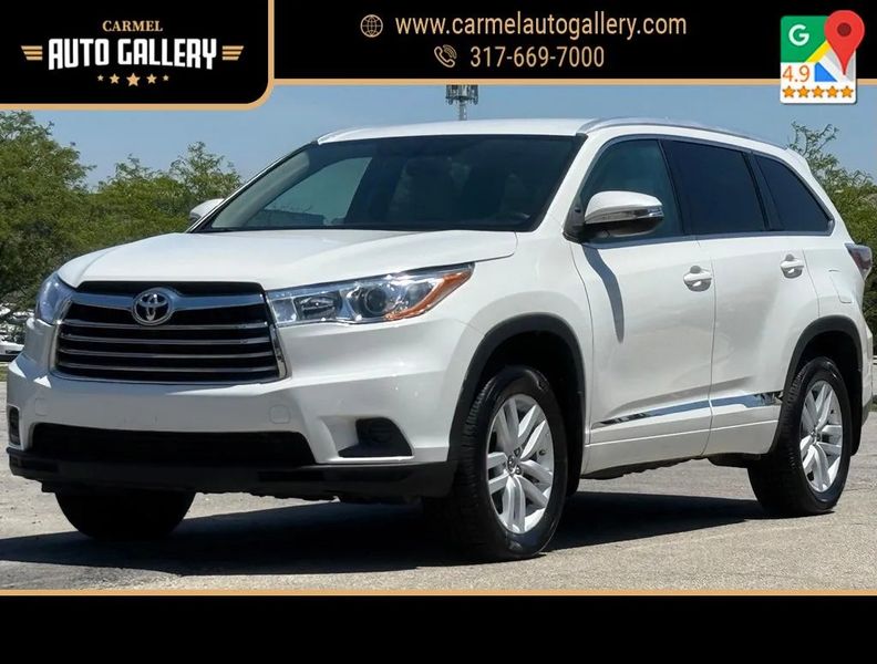 2016 Toyota Highlander — a typically priced live listing
