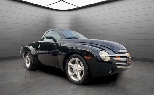 2004 Chevrolet SSR LS