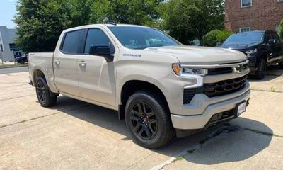2026 Chevrolet Silverado RST