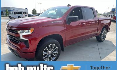 2023 Chevrolet Silverado RST