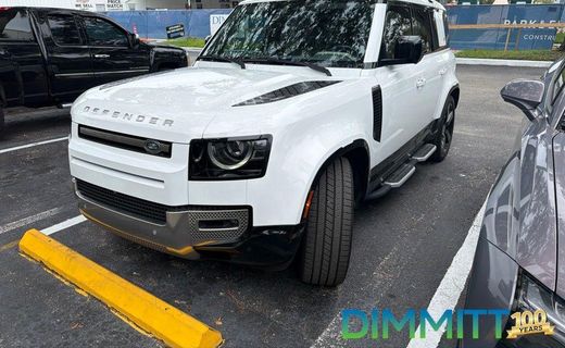 2023 Land Rover Defender 110 SE